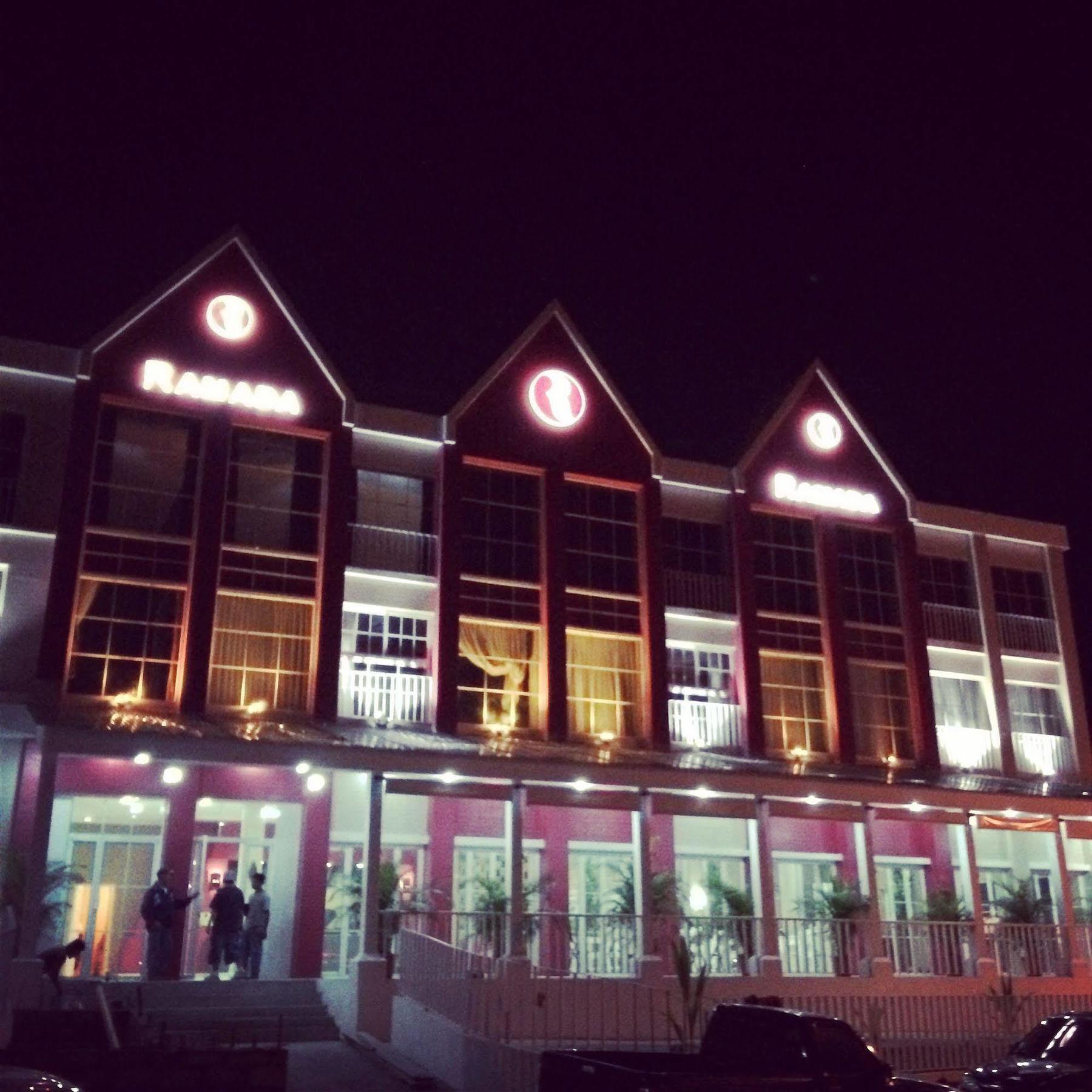 Ramada Tikal Isla De Flores Hotel Екстериор снимка