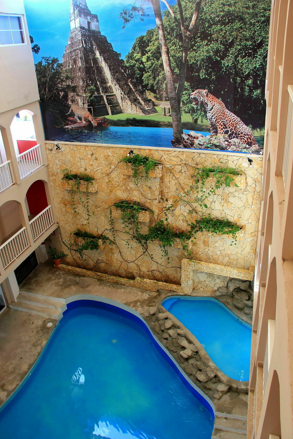 Ramada Tikal Isla De Flores Hotel Екстериор снимка
